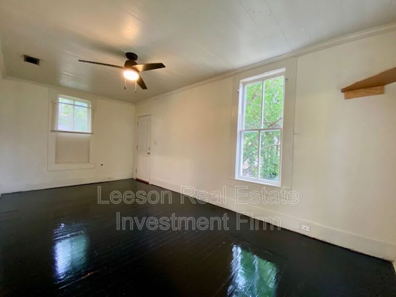 455 Egan St – photo 3