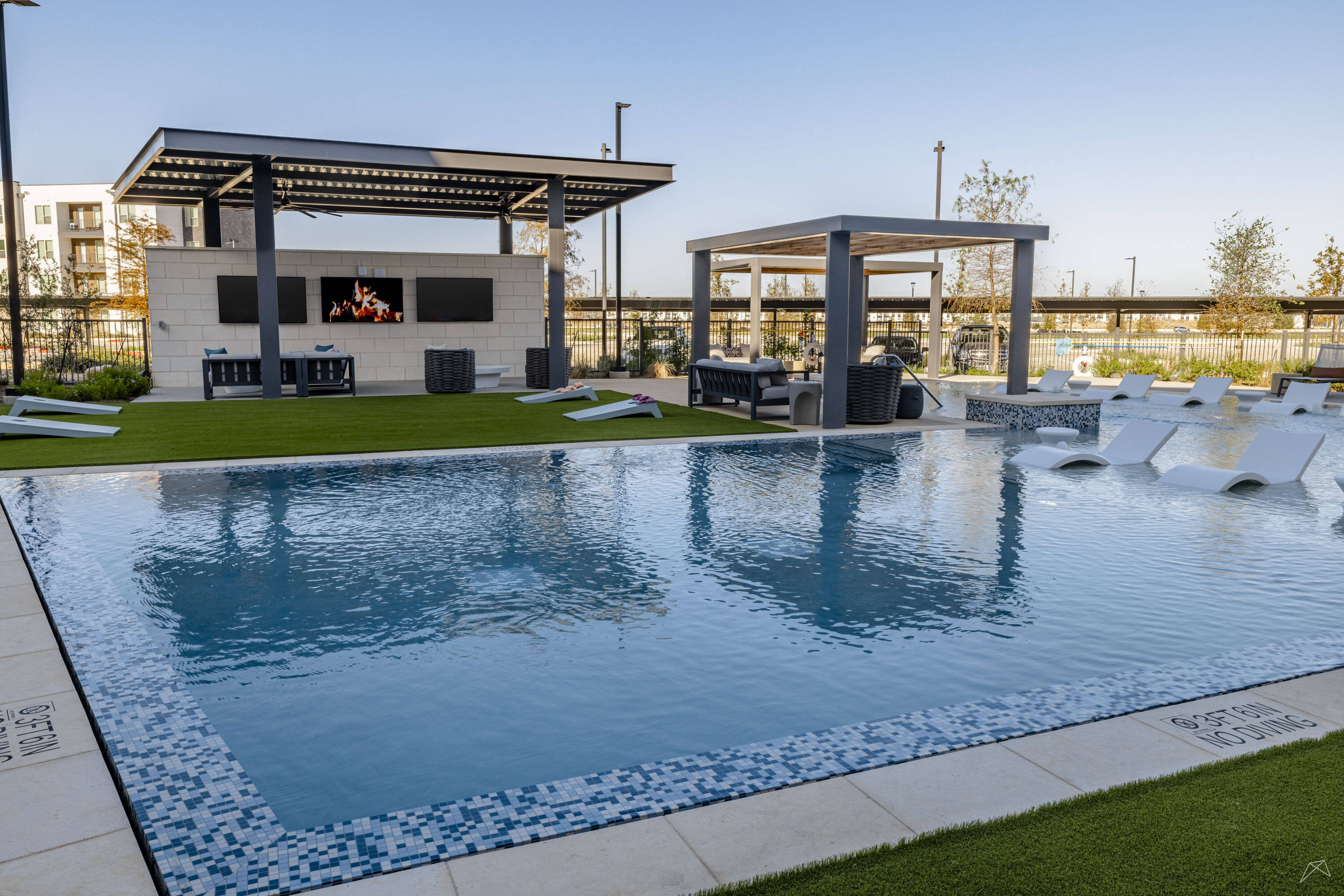 Del Via Apartments – photo 2