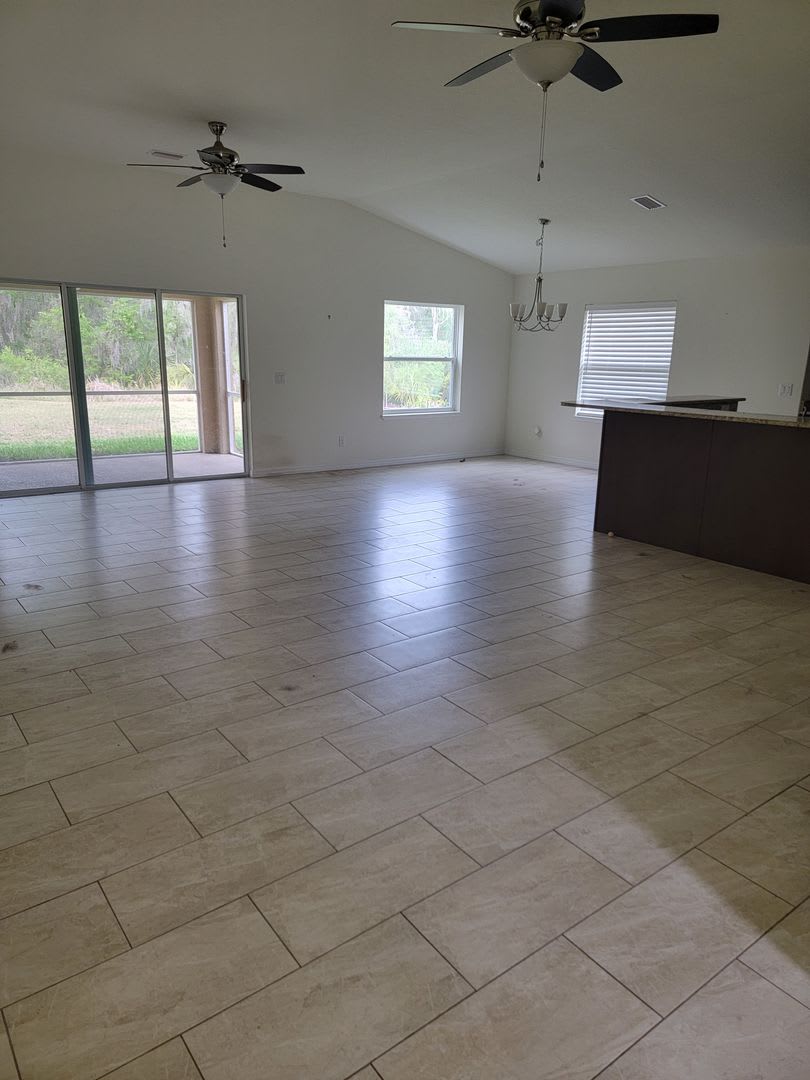Gorgeous 2 2 2 Den In Heritage Oaks – photo 2
