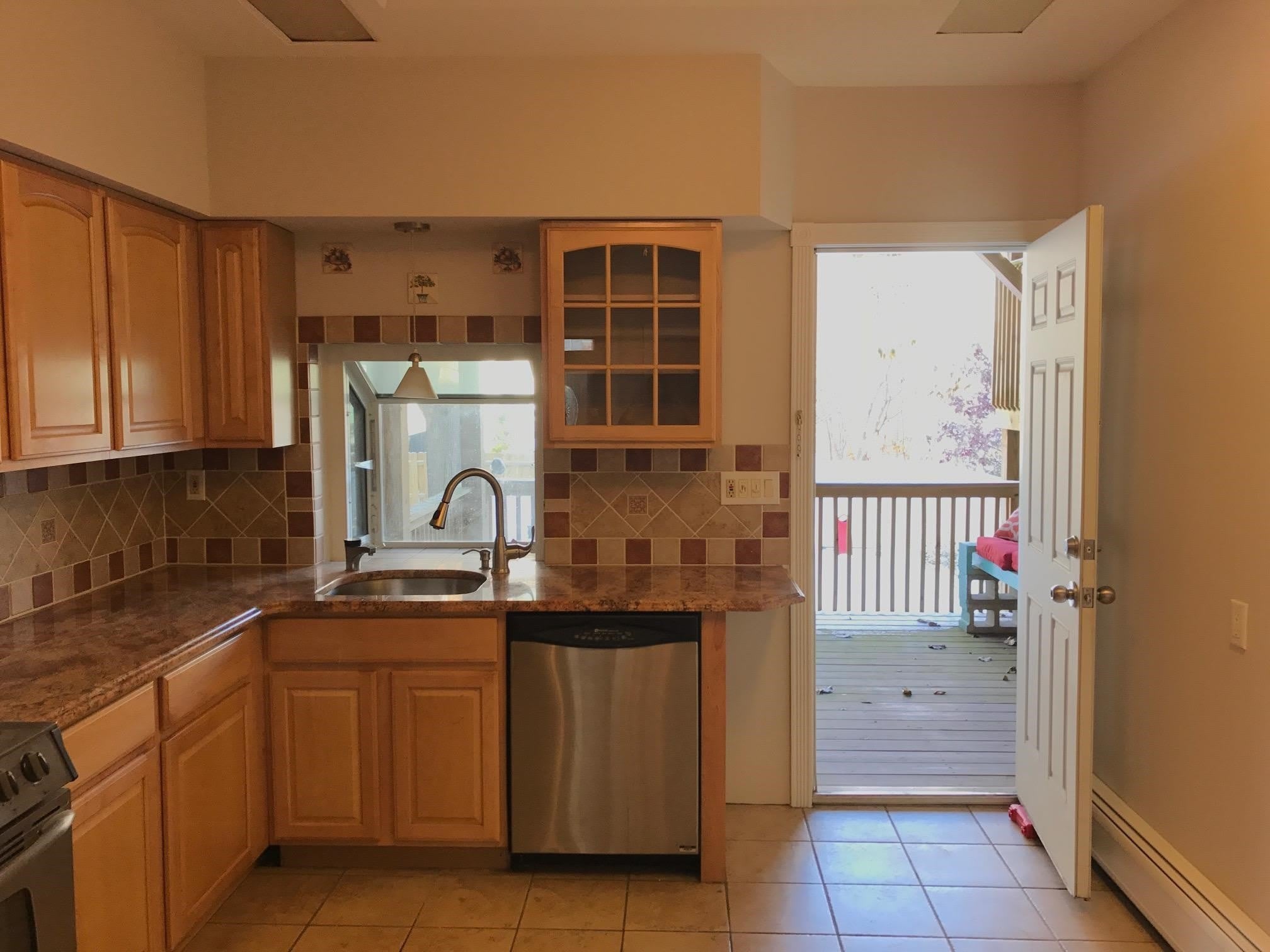 342 PAVONIA AVE – photo 3