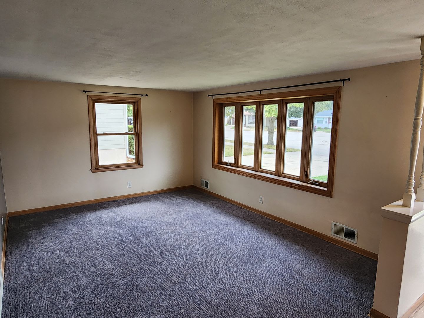 3 bedroom ranch in Forest Park – photo 4