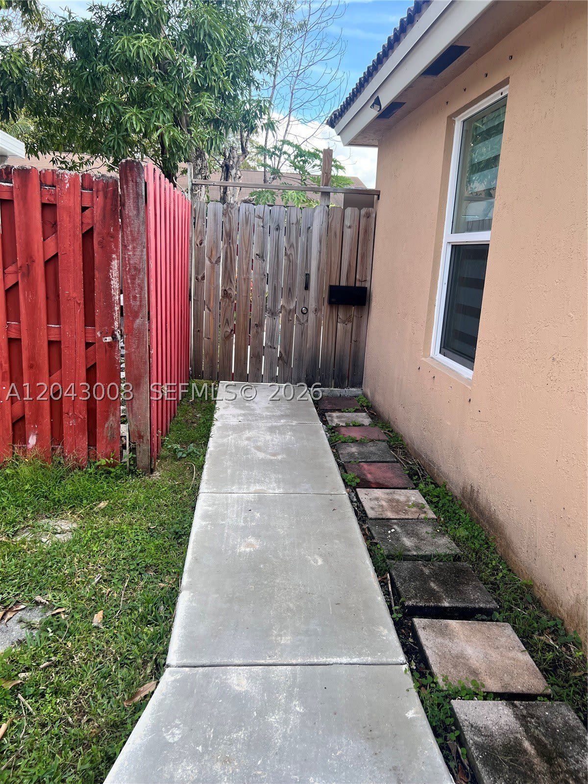 20613 SW 93rd Ave – photo 2