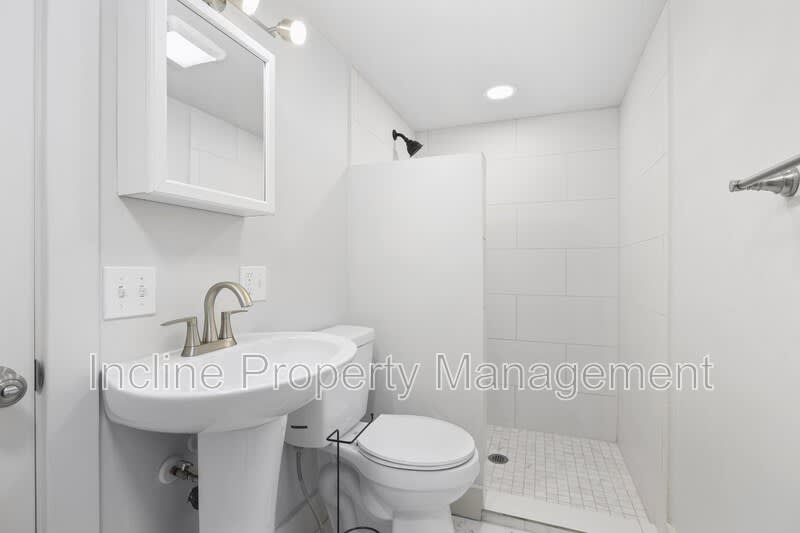 31 W 100 N – photo 5