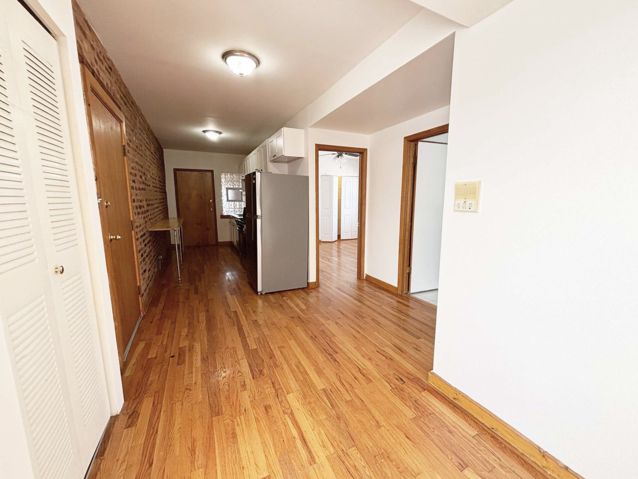 4931 N Kedzie Ave – photo 5