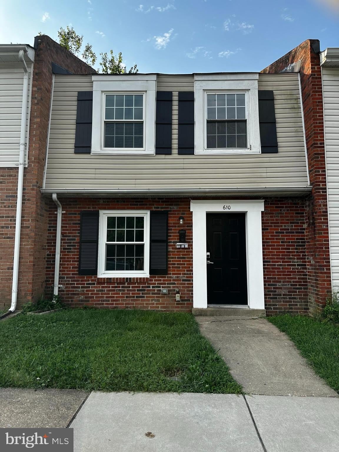 610 DENTON Circle – photo 1