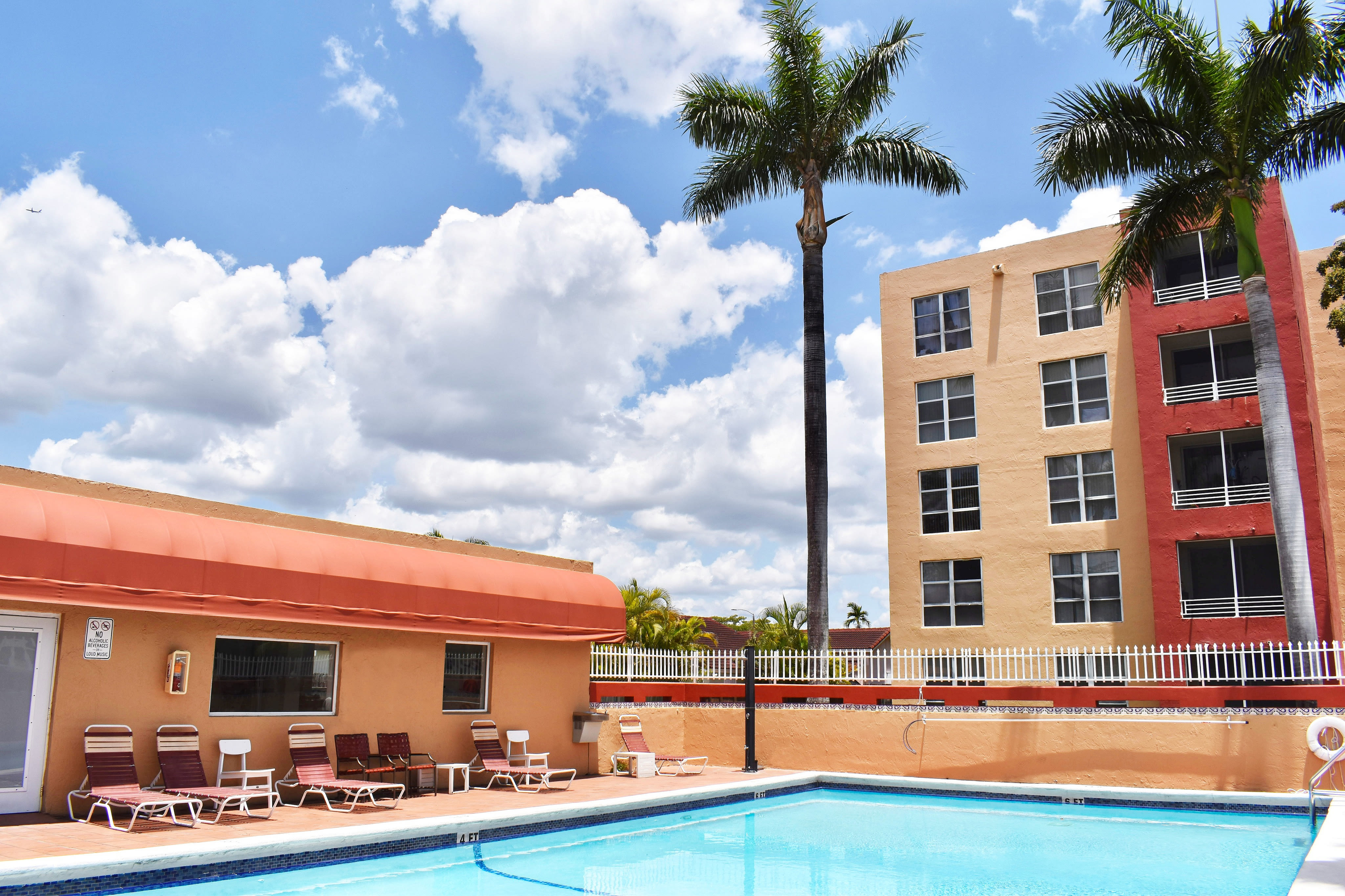 International Club Apartments – photo 5