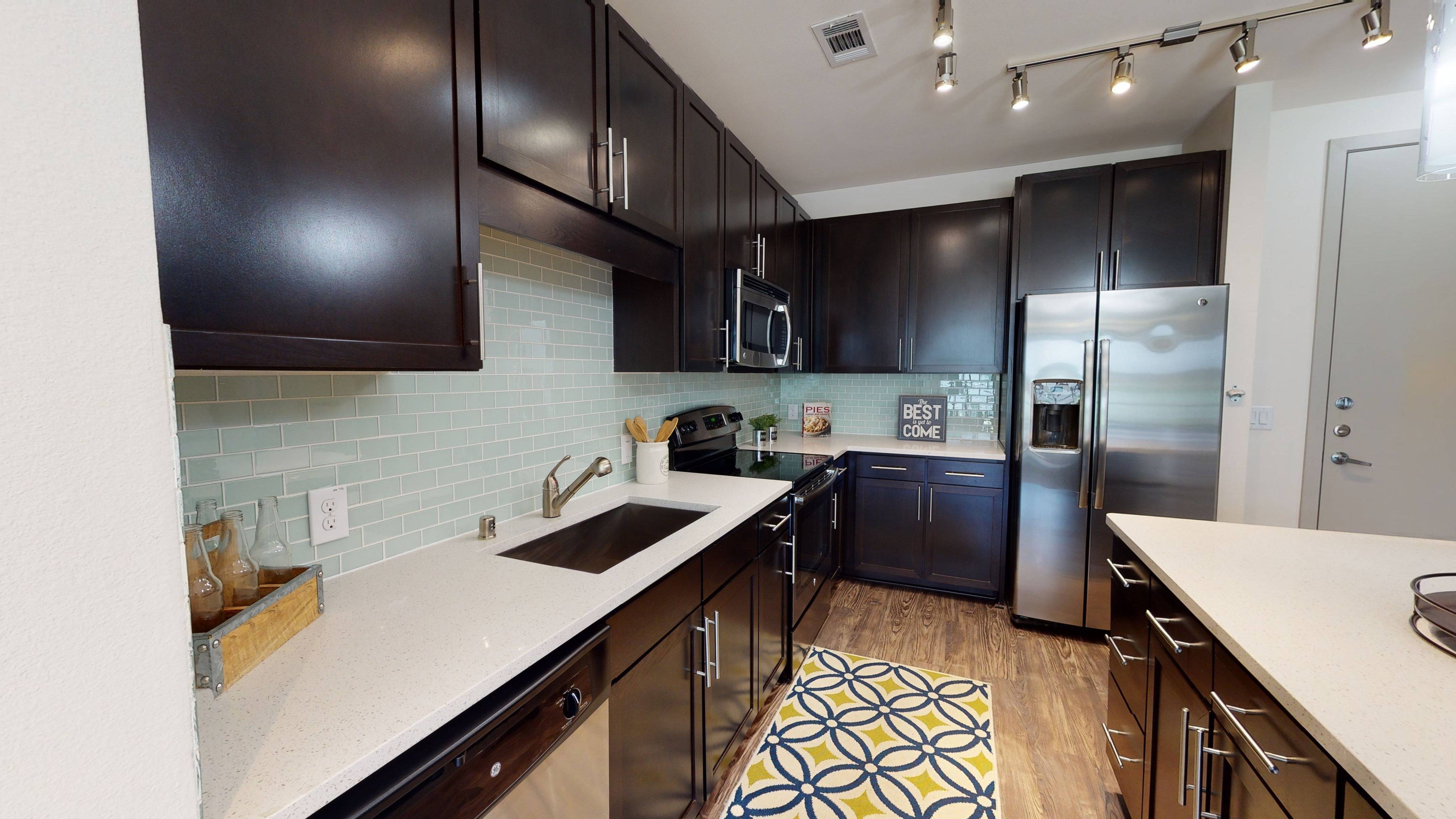 Eleven10 at Farmers Market Apartments – photo 4