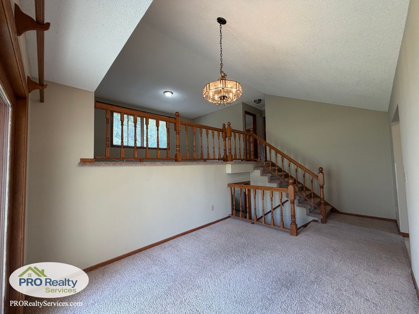 3 Bedroom Home In Shoreview – photo 2
