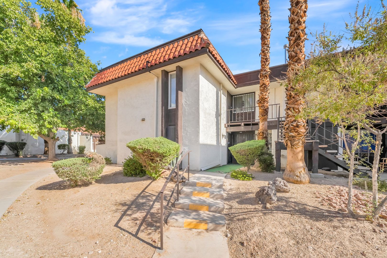Modern Comfort Minutes from the Heart of Las Vegas! – photo 3