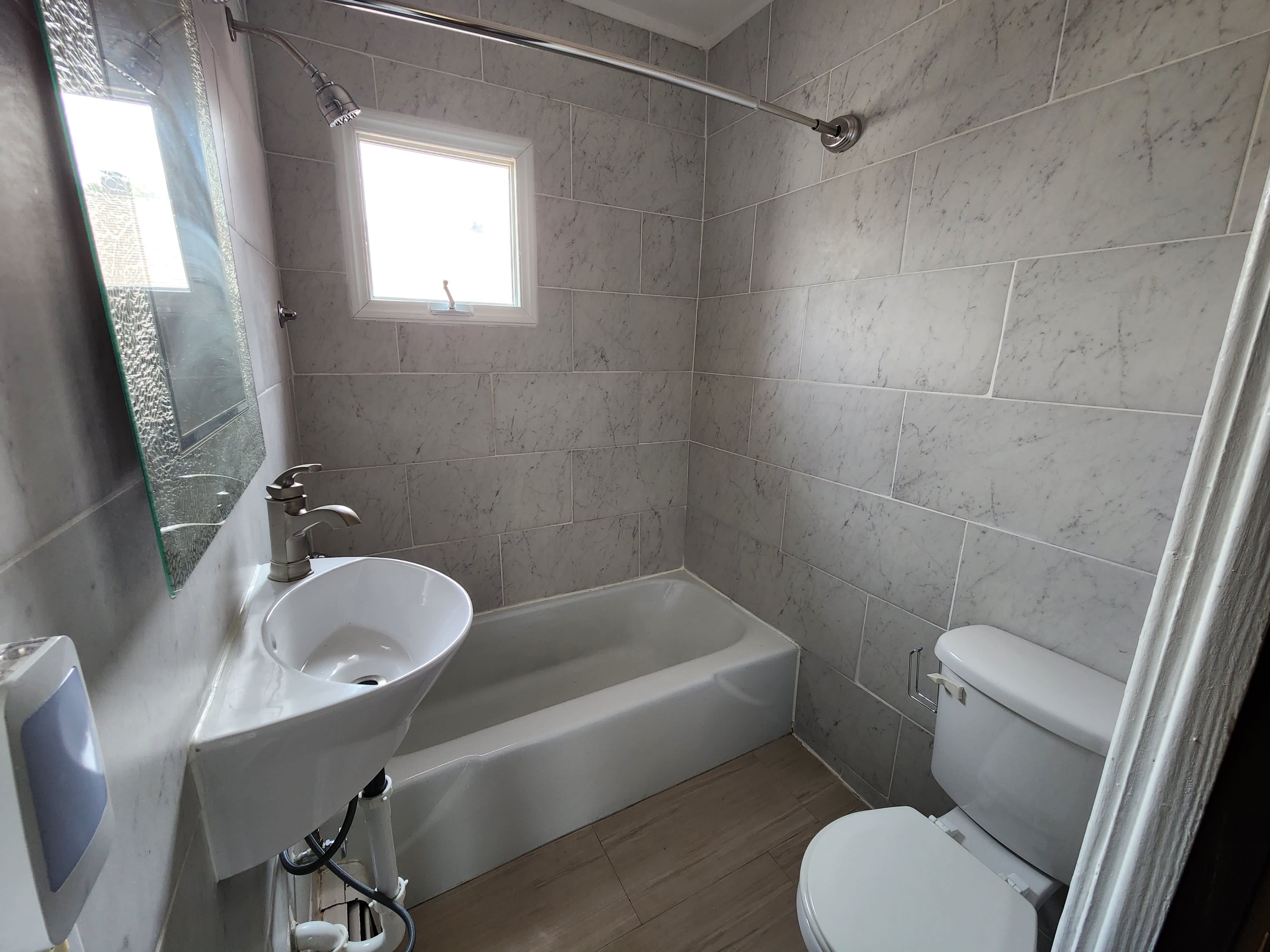 123 Mckinley Pkwy – photo 2