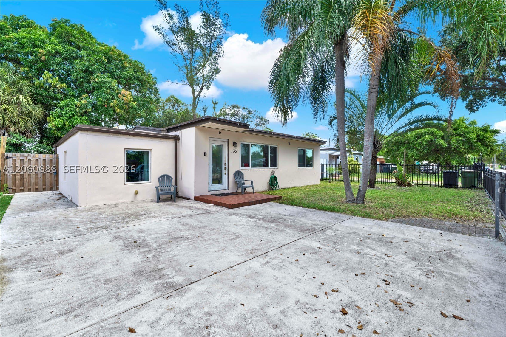 135 Nw 121St St – photo 5