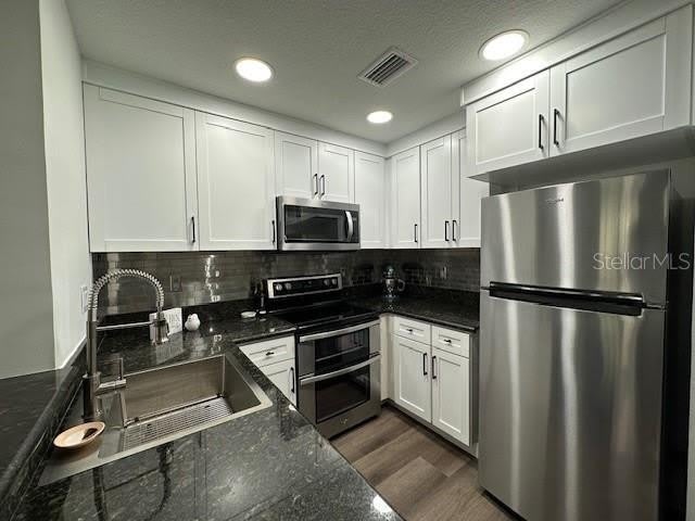 107 BRADFORD BEACH Court – photo 5