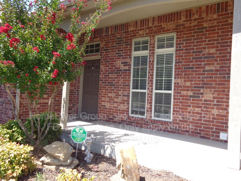 1012 W Fargo Ln – photo 2