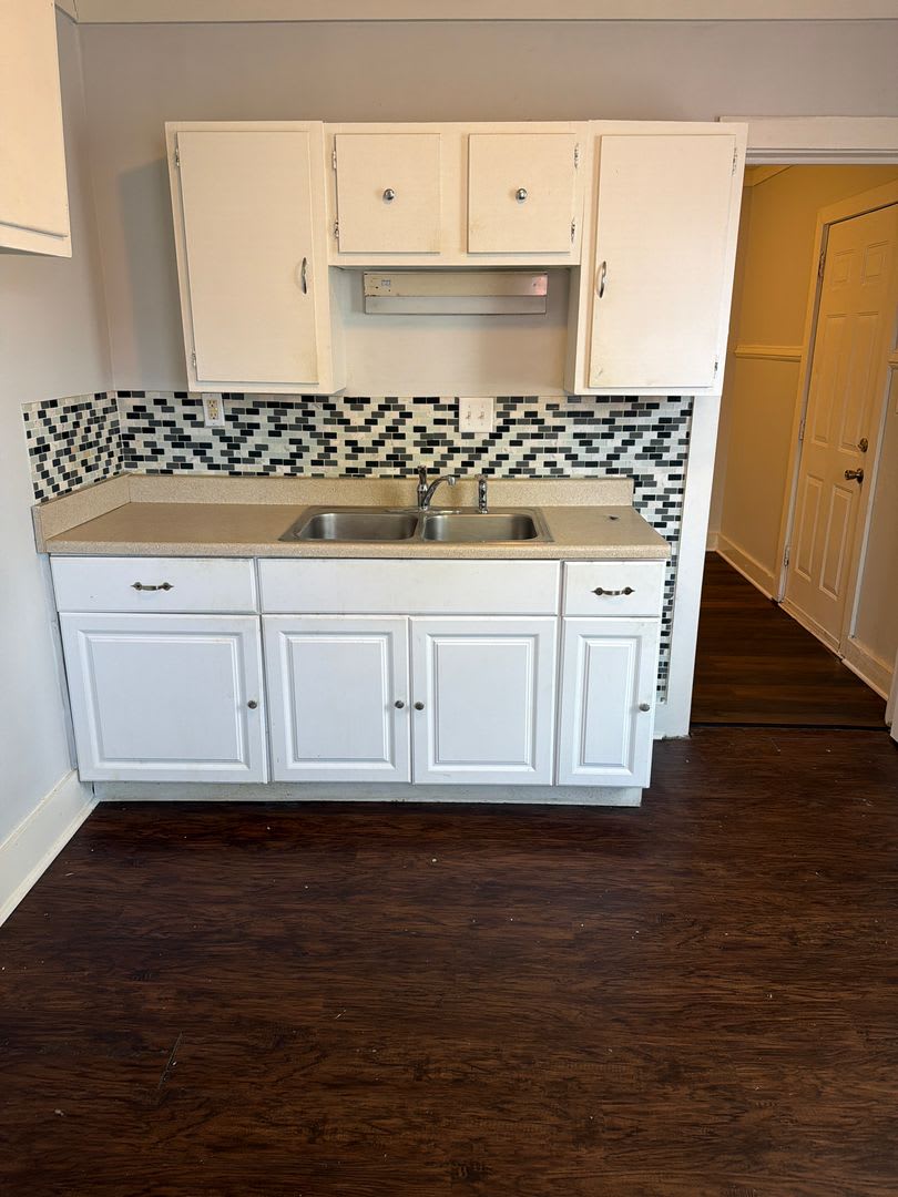 New Listing! 3BR/1BA home in North Brookside Park – photo 5
