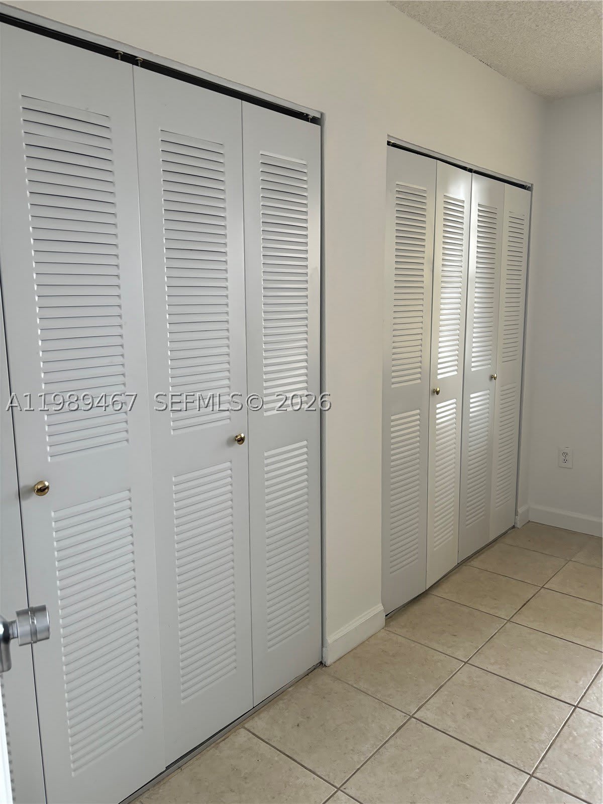 10900 SW 104th St – photo 4