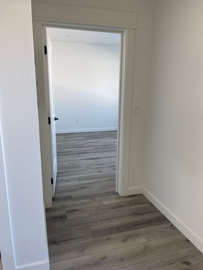 New 2 Bedroom On Campus – photo 5