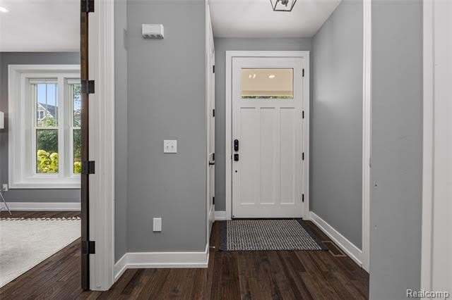 16276 Kirkshire Avenue – photo 4