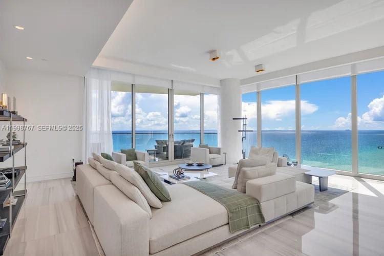 17901 Collins Avenue – photo 2