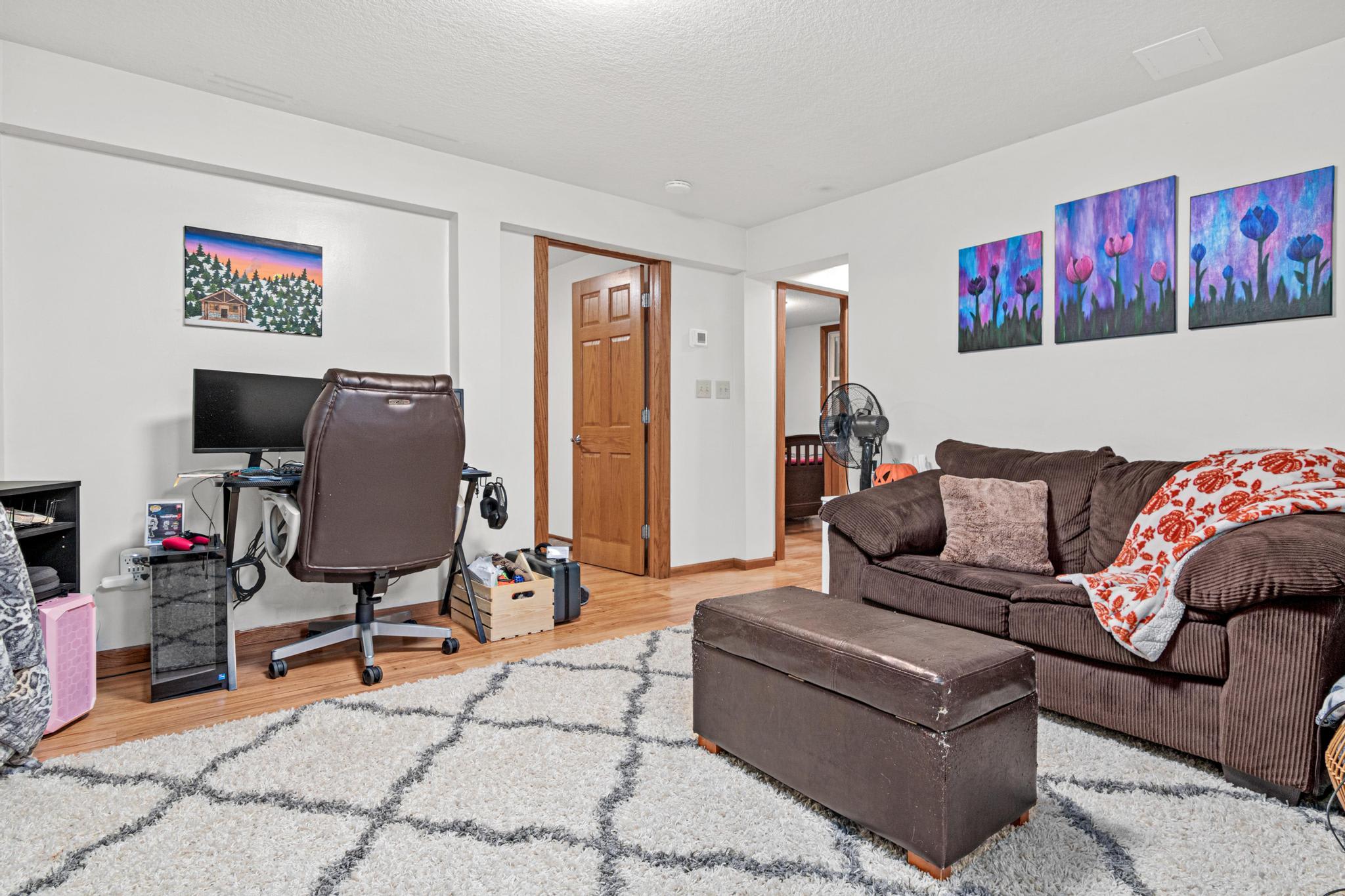 2537 Aldrich Avenue South – photo 5