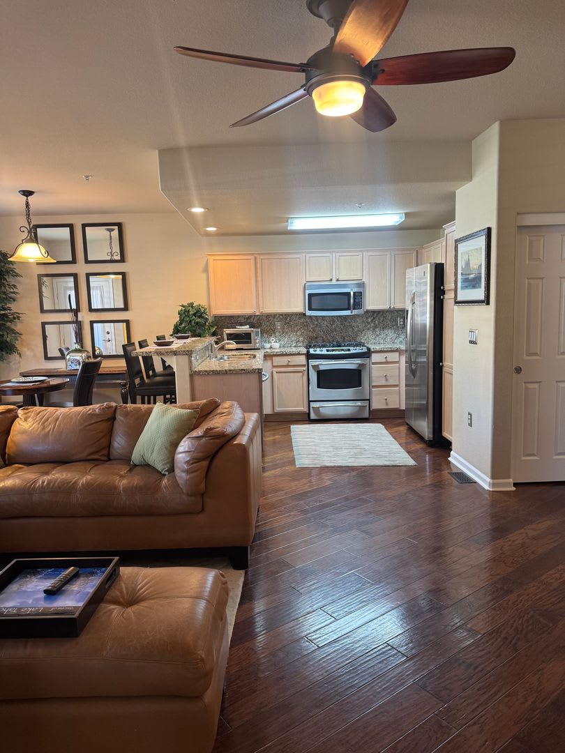 Wow Factor Alert Fully Furnished Remodeled 2Bd 2Ba First Floor Condo In Wingfield Springs – photo 4