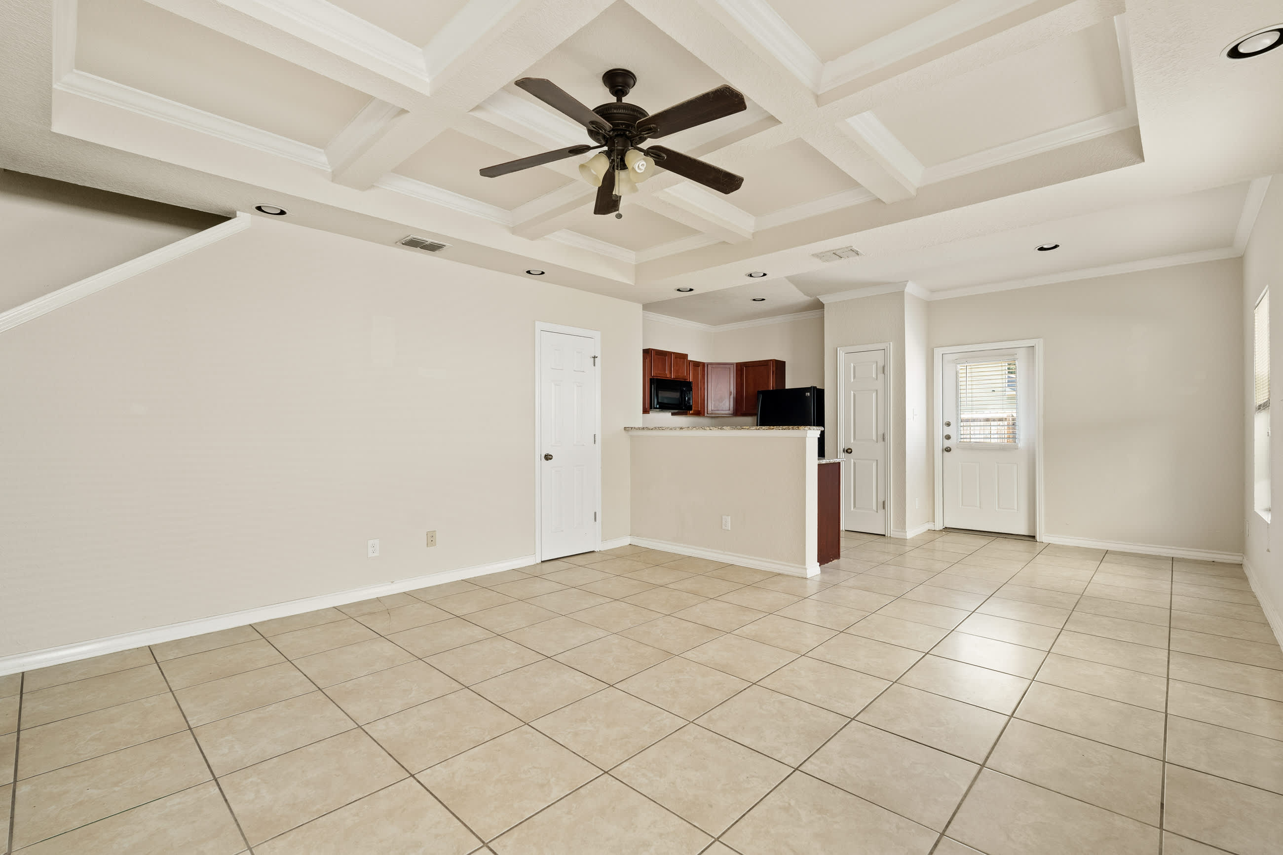 4915 Appleseed Ct – photo 4