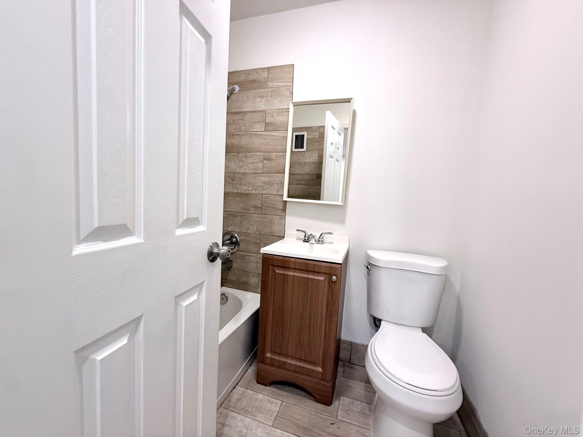 6911 79th Street – photo 5