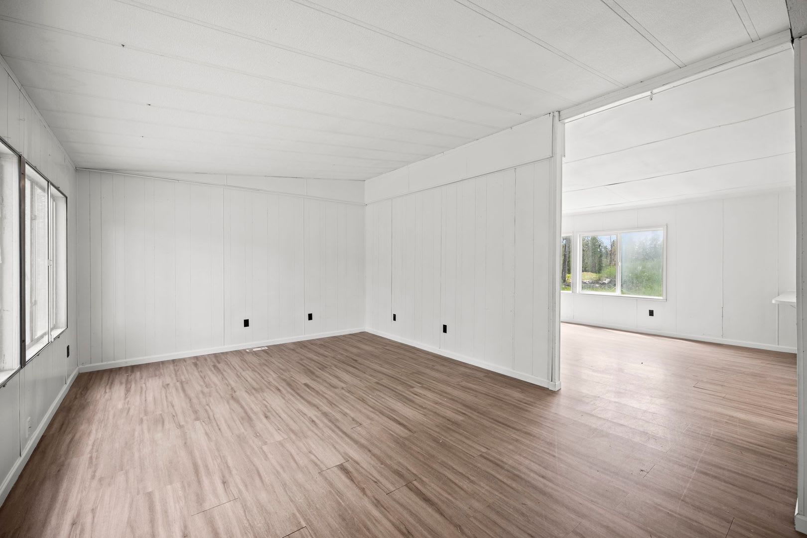 Single Level Springdale Home – photo 3