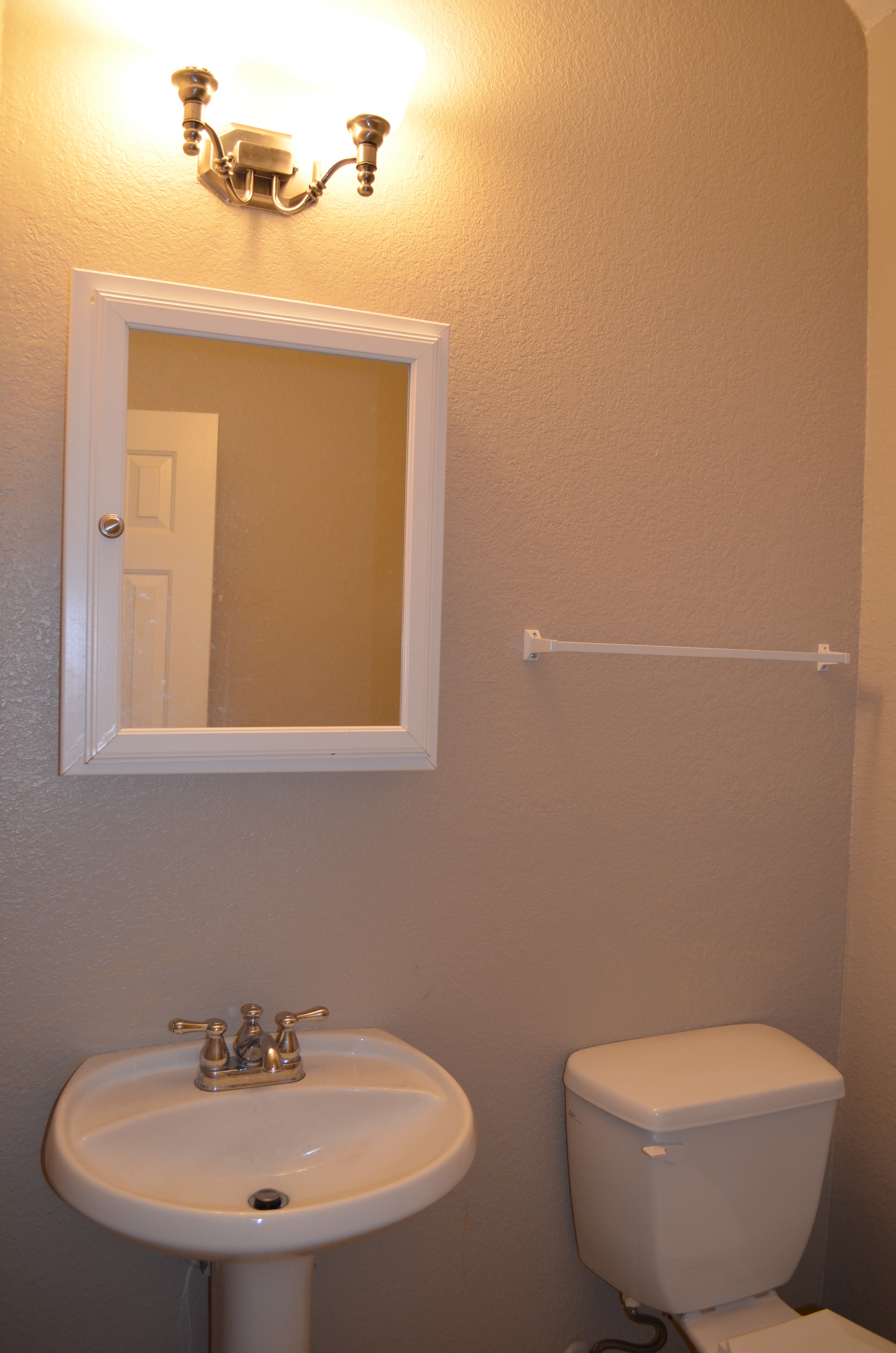 612 Dyann Dr – photo 4