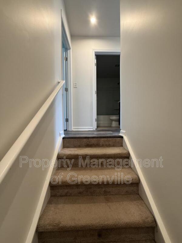 103 Fernside Ct – photo 2
