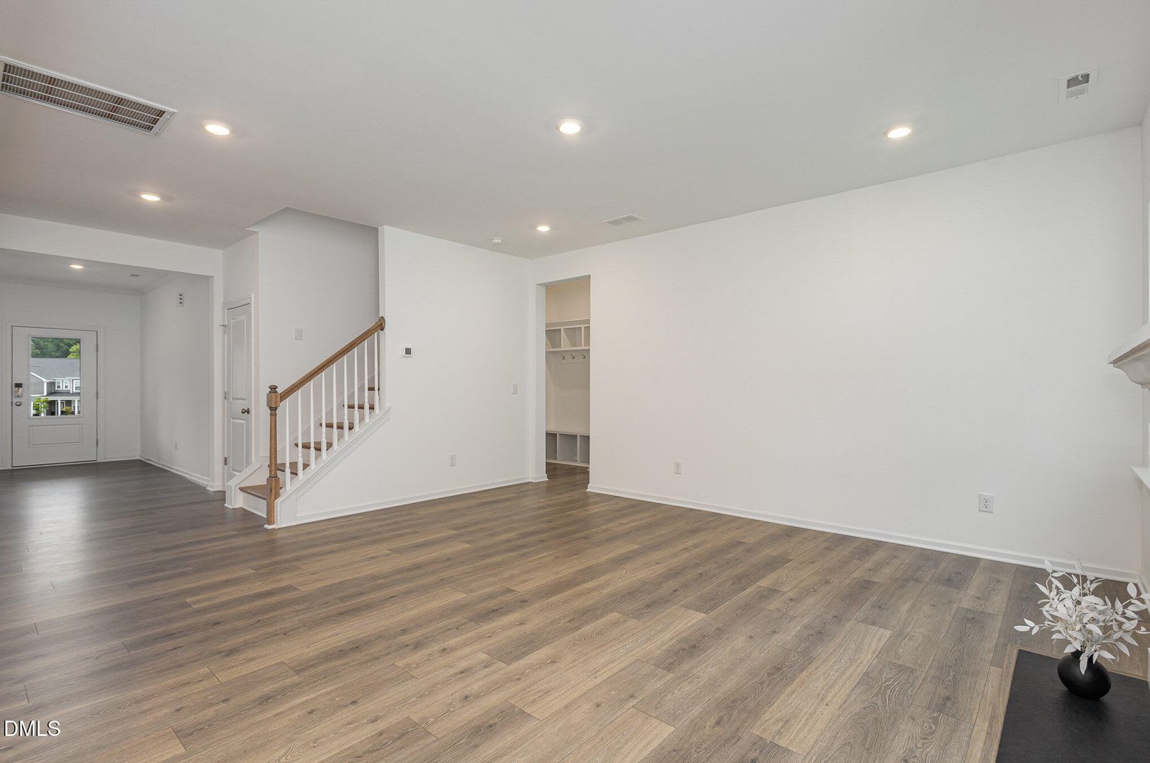 153 Hickory Grove Dr – photo 5