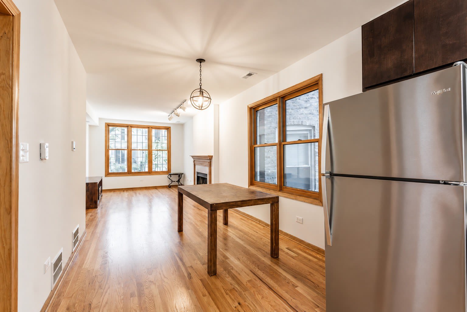 1343 N Leavitt Street – photo 4