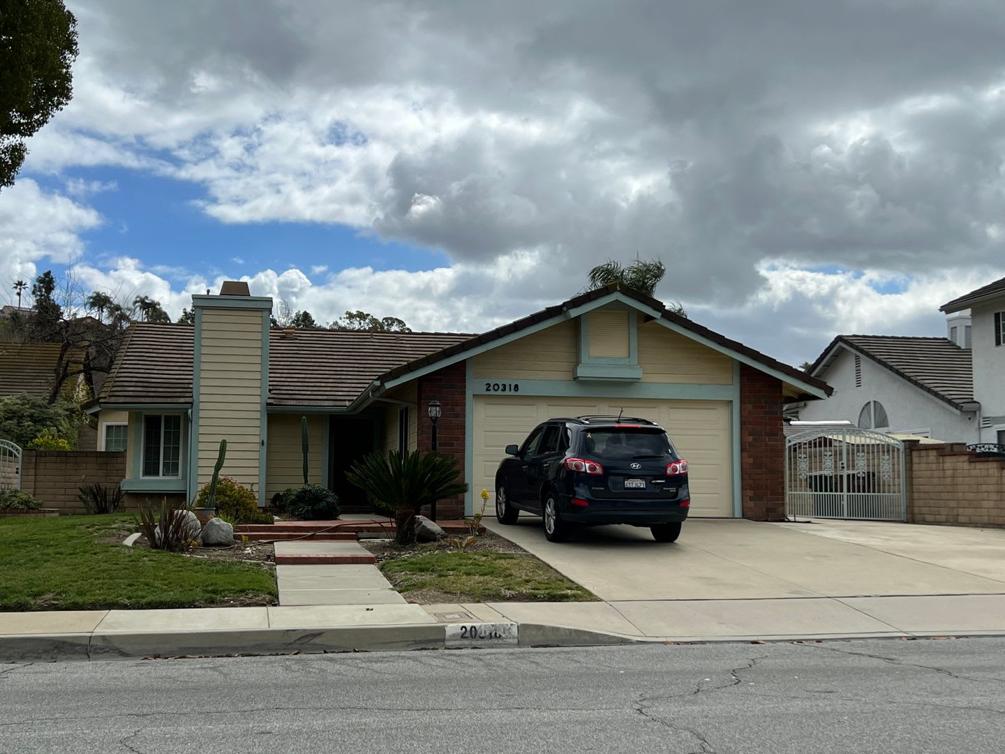 Rare Single Story 3 Bedroom Home in Desirable Walnut Neighborhood – photo 2