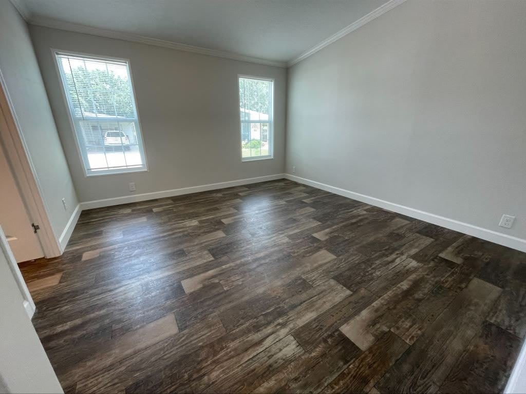 2425 Harden Blvd – photo 3