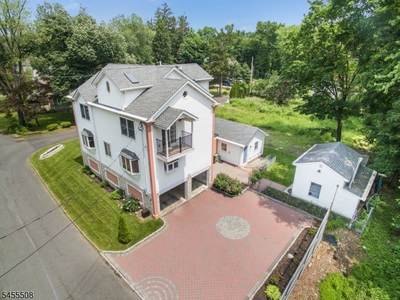 2 Waterway Rd – photo 3