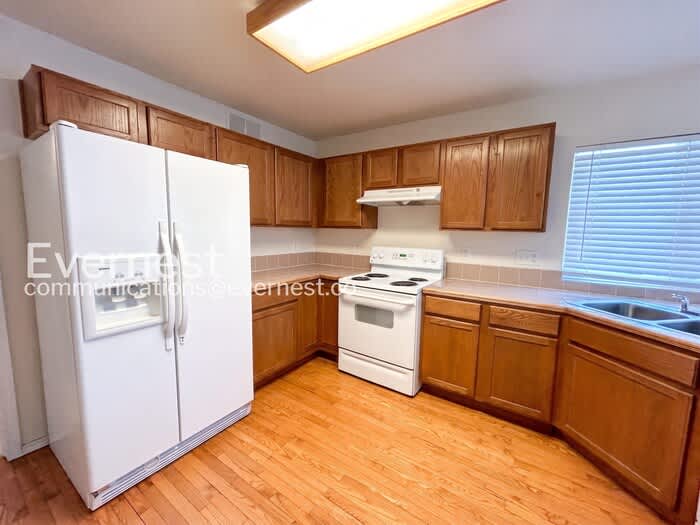 7324 Edgebrook Drive – photo 4