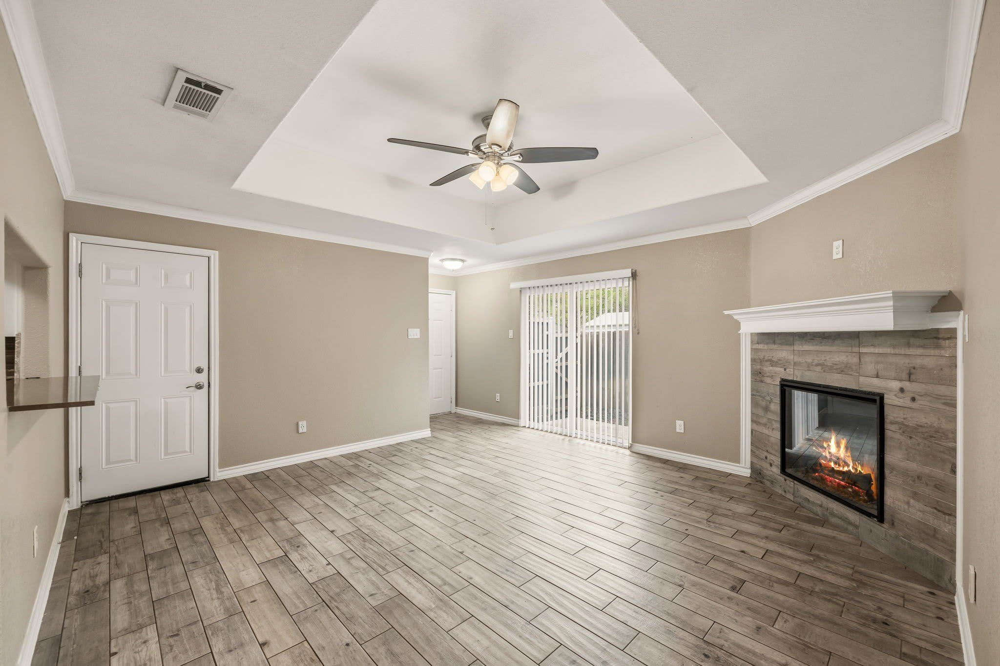 521-525 Gilcrease Street – photo 1