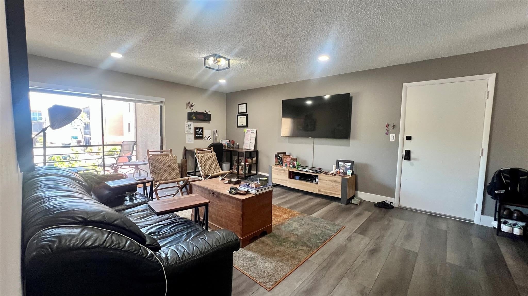 4040 N Hills Drive – photo 2
