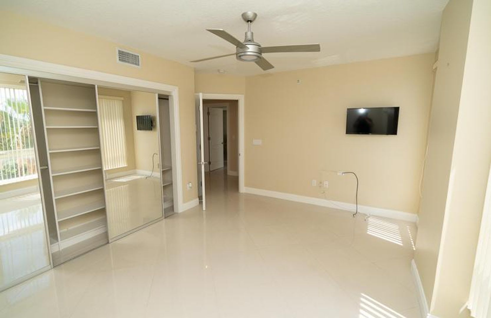 9 NE 20TH Avenue 501, Deerfield Beach, FL 33441 – photo 5