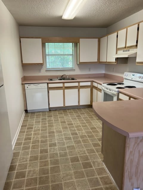 2809 Bradford Place, Unit 2 – photo 1