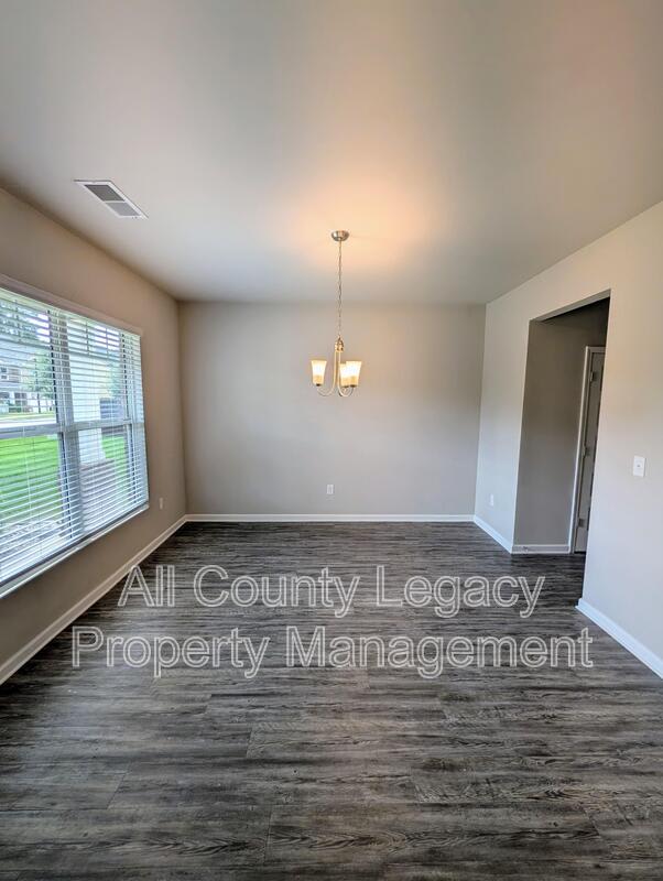 1313 Brookstone Lake Dr – photo 4