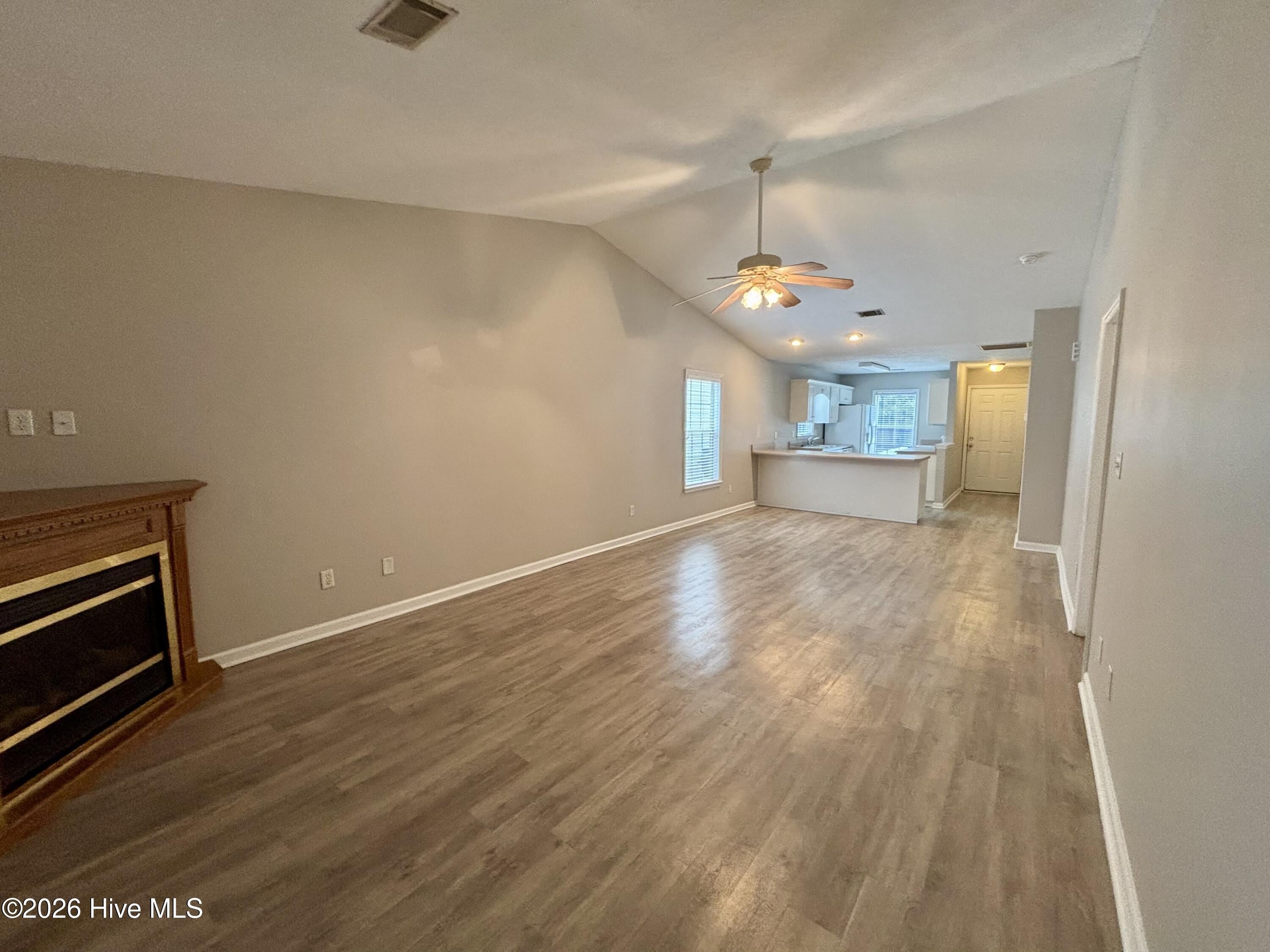 2195 Bridgeton Road – photo 5