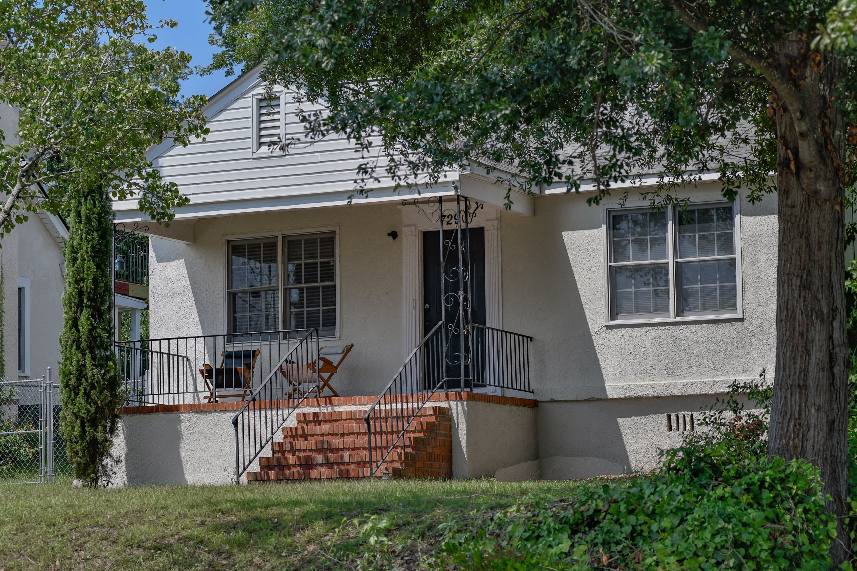 729 Heard Avenue – photo 1