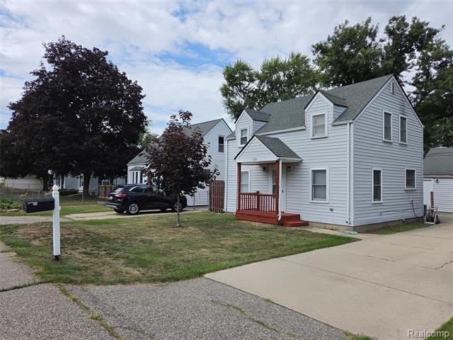 1031 Arthur Drive – photo 2