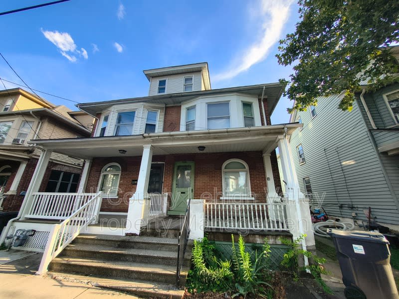 226 E Ettwein St – photo 1