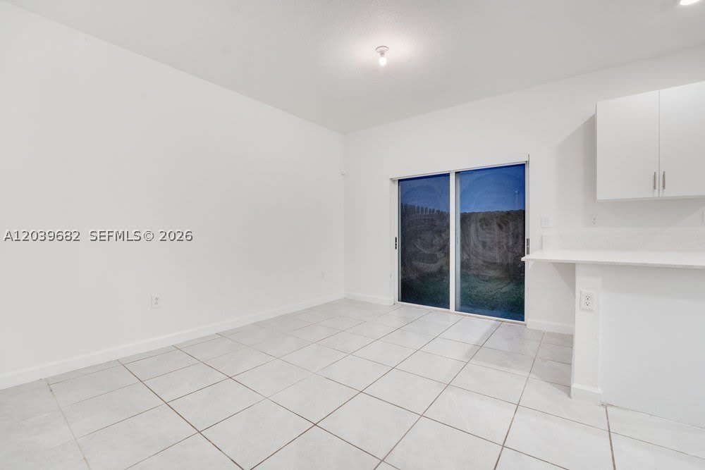 2615 SE 11th St – photo 4