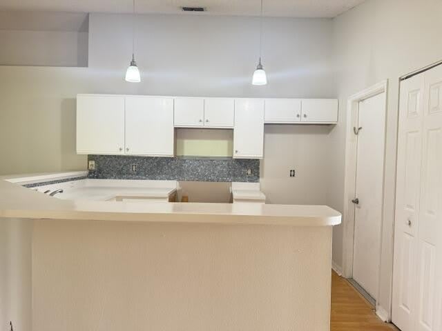 443 SW Sadwick Avenue – photo 2