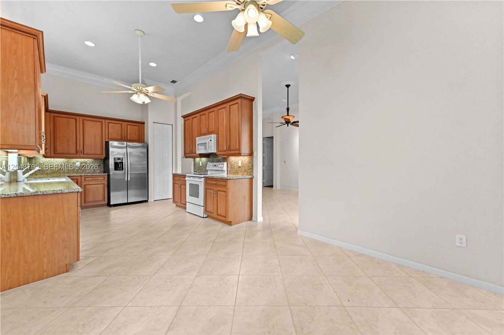 6823 Fabiano Circle, Boynton Beach, FL 33437 – photo 2