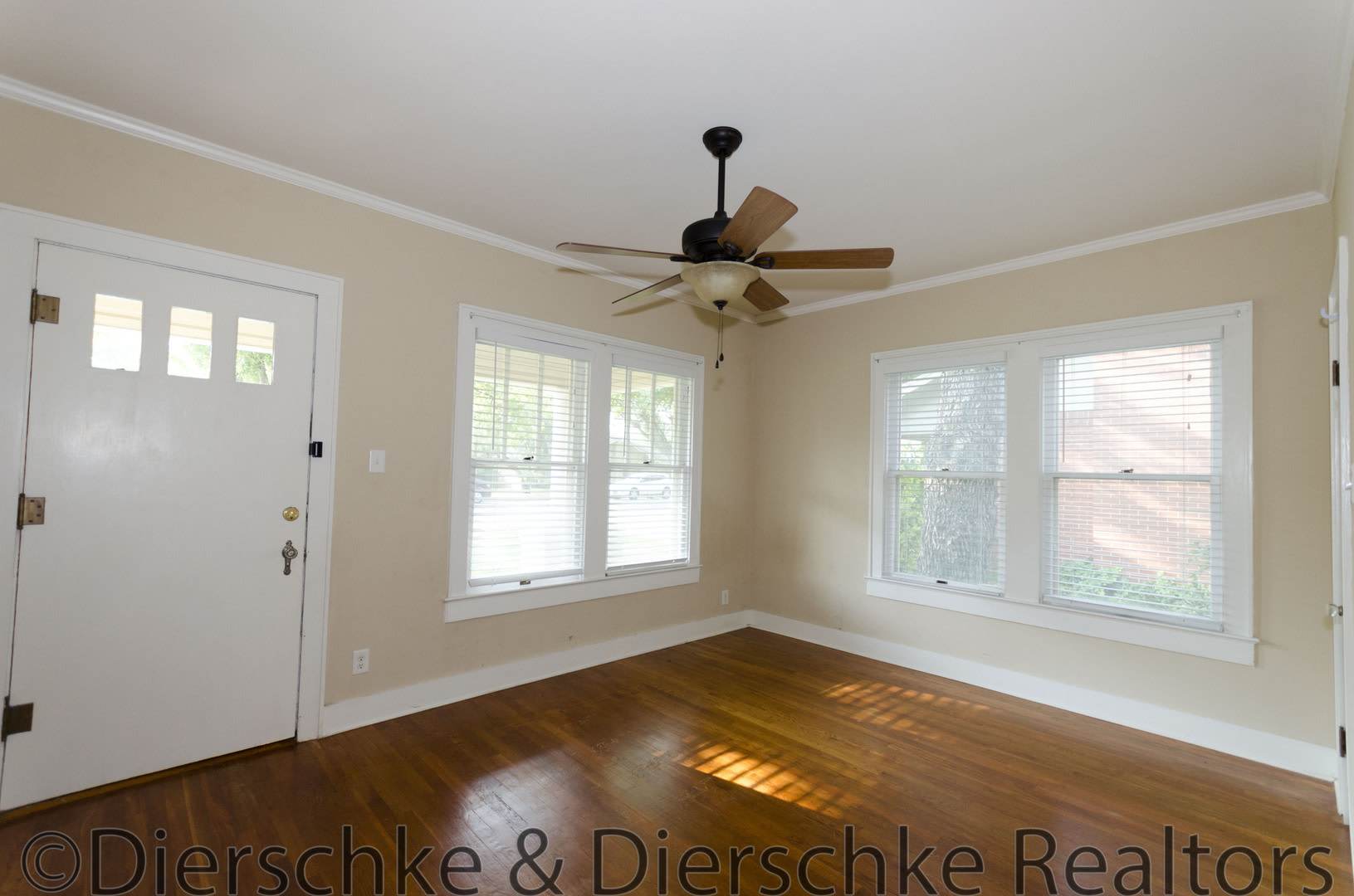 Precious Santa Rita Home 3 Bedroom 2 Bath Over 1600 Sq Ft Don T Miss Out – photo 3