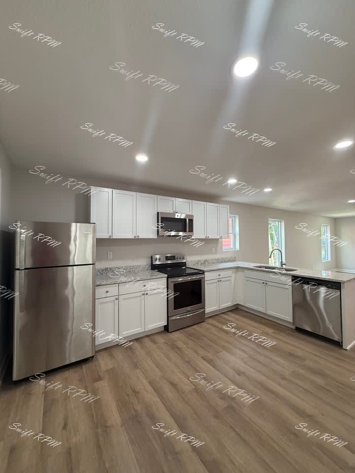1038 Oakland Avenue – photo 4