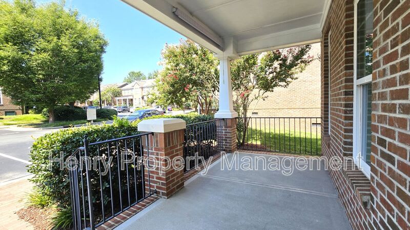 1531 Yarborough Park Drive – photo 4